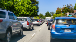 cars lined up and stopped in heavy traffic